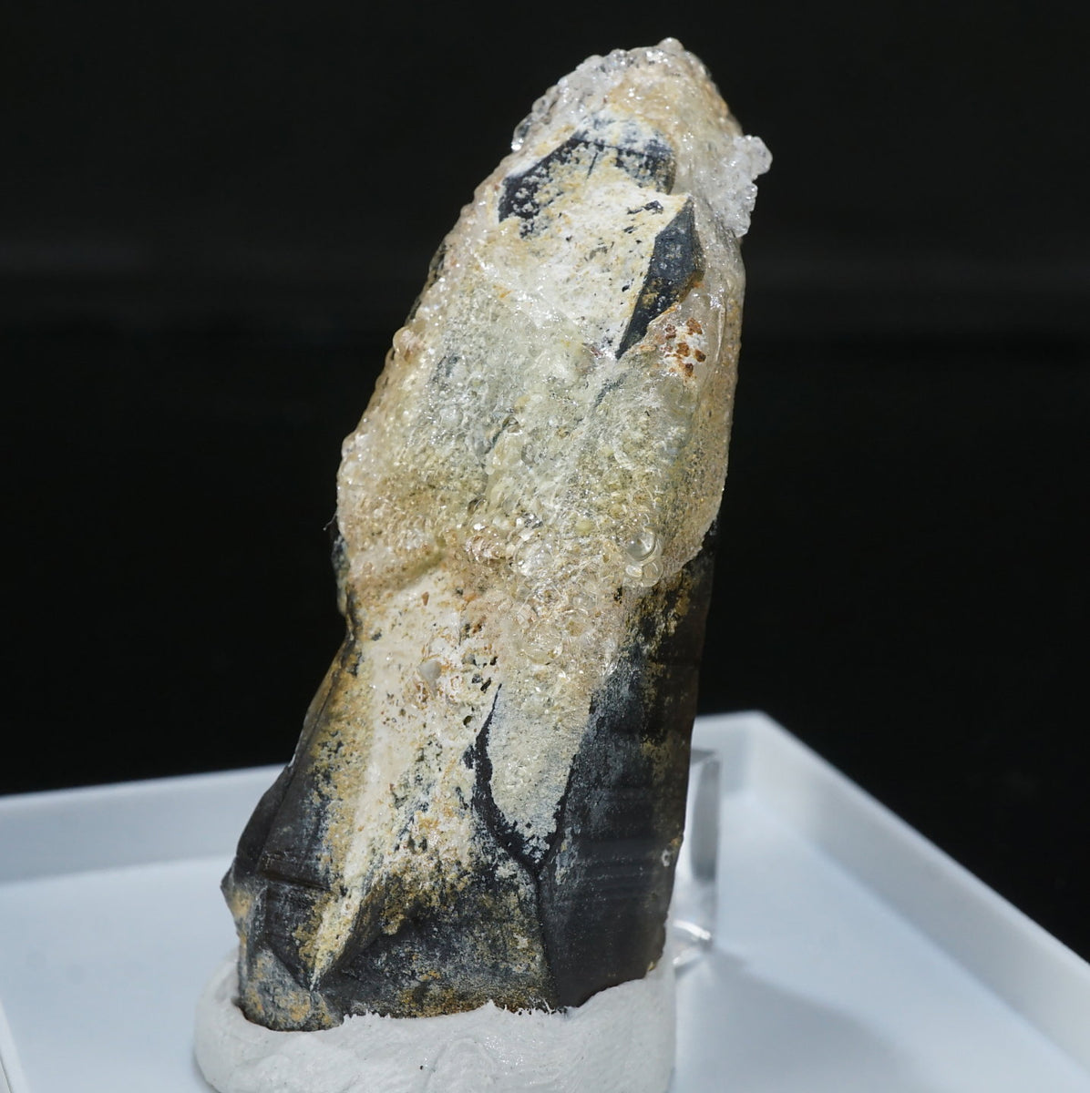 ナミビア エロンゴ産 ライトスモーキークォーツショールクラスター  玉滴石付き スモーキークォーツ・クラスター ナミビア産 39g/ 鉱物・結晶原石