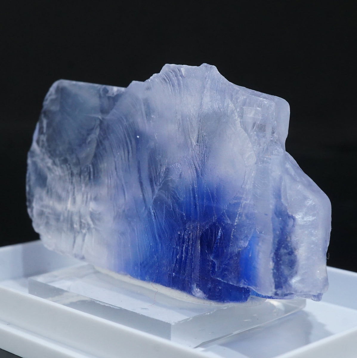 カナダ産 Halite(岩塩) – 天然石ハッピーギフト