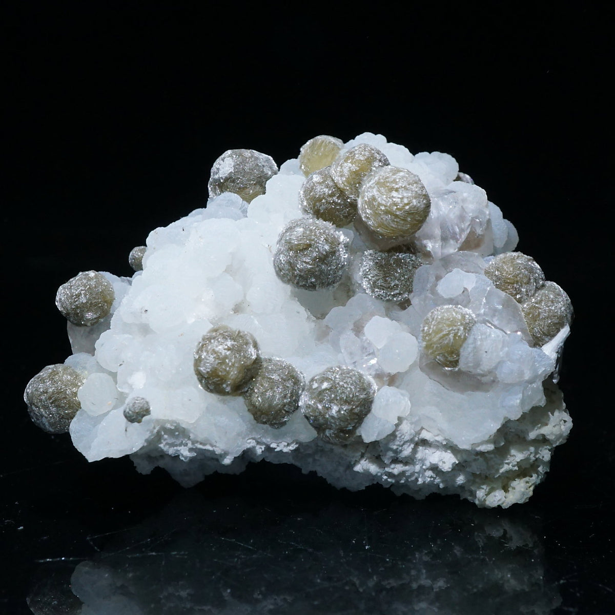 インド産ナトロライト インド産のGyrolite・Chalcedony |ハッピーギフト – 天然石ハッピーギフト
