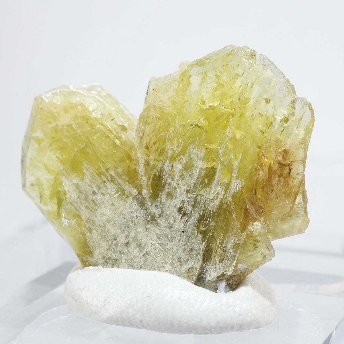 マダガスカル産 クリソベリル – 天然石ハッピーギフト