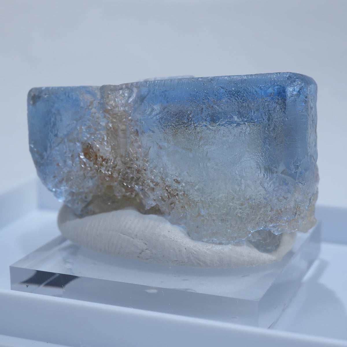 コロンビア産 フローライト – 天然石ハッピーギフト