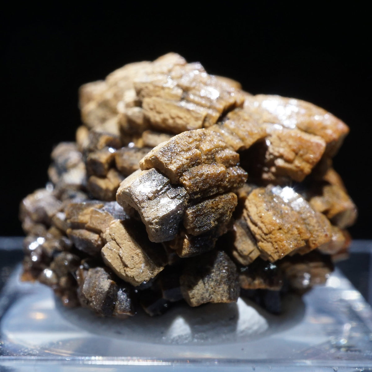 Vanadinit バナジン鉱石 モロッコ産 NewFound》モロッコ産 VANADINITE var. ENDLICHITE バナジン鉛鉱(亜種