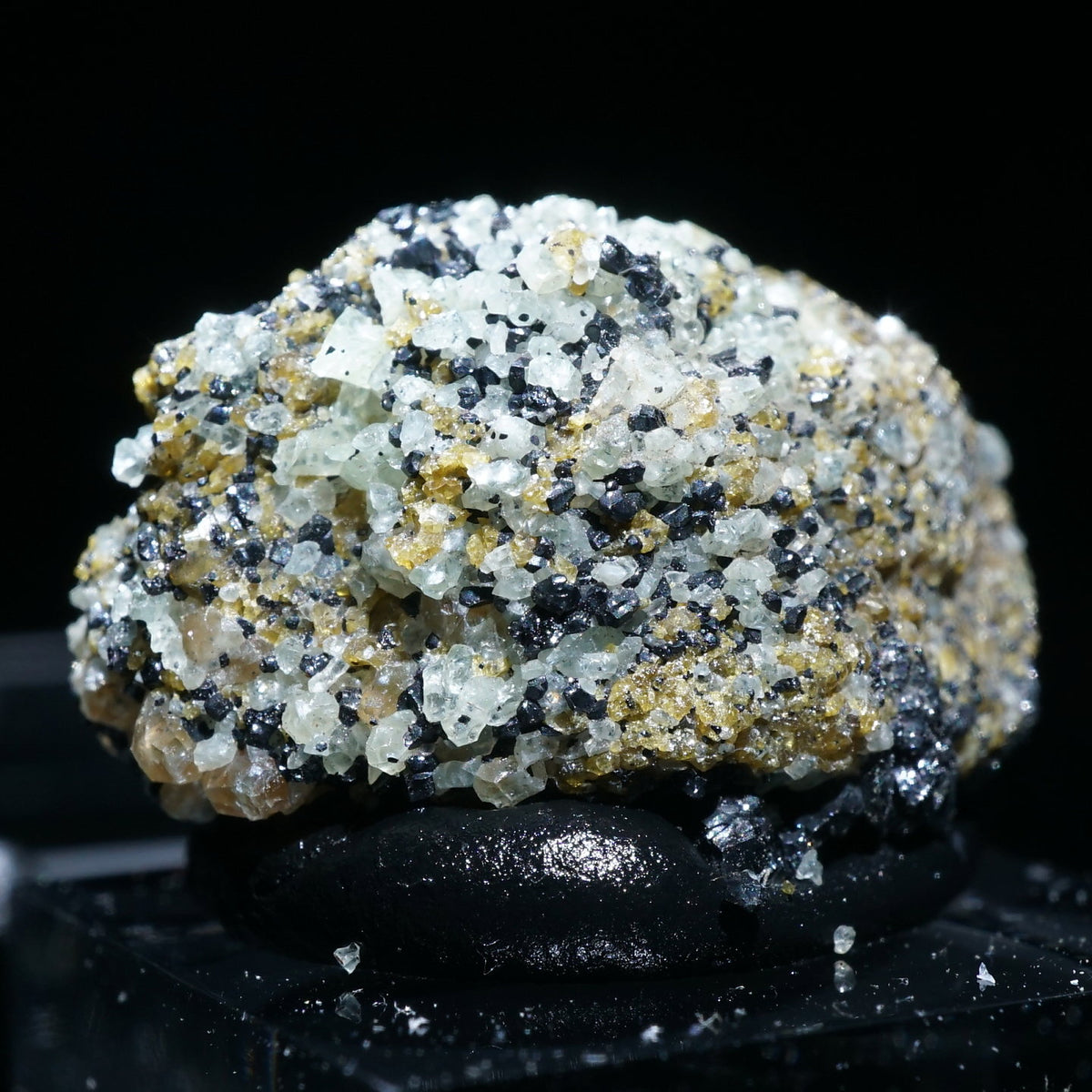 蛍光》アメリカ ニュージャージー州産 Green Willemite (珪亜鉛鉱