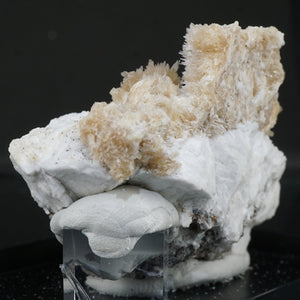 【35％off BFSALE 対象品】《蛍光》スコットランド産 Strontianite・Barite