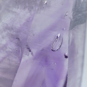 メキシコ産 Negative Crystal in Amethyst(負晶)