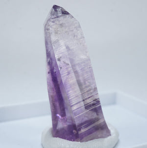 メキシコ産 Negative Crystal in Amethyst(負晶)