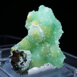 中国 湖南省産 Pyromorphite(緑鉛鉱)