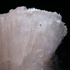 インド産 Heulandite on Chalcedony