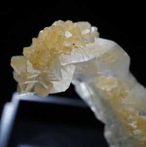 中国 雲南省産 Hollow Calcite