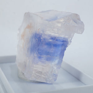 カナダ産 Halite(岩塩)