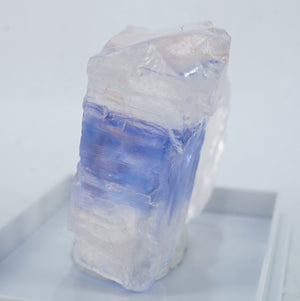 カナダ産 Halite(岩塩)