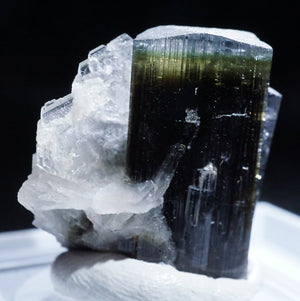 パキスタン産 Elbaite・Cleavelandite