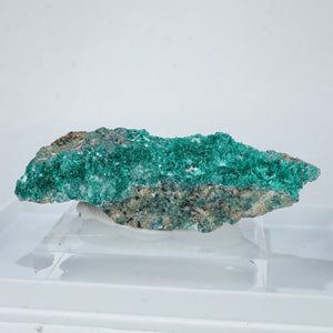 モロッコ産　Brochantite(ブロシャン銅鉱)