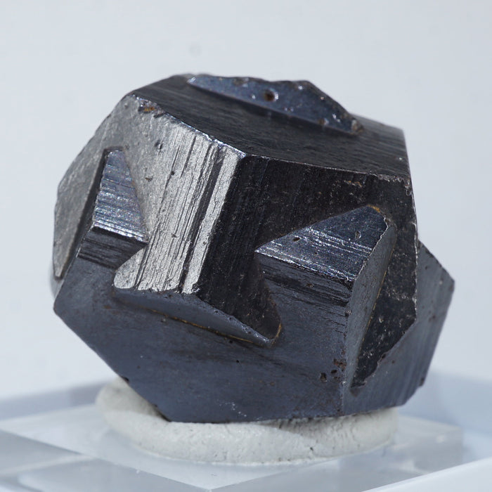 コロンビア産 Goethite after Pyrite (パイライト仮晶)十字貫入双晶