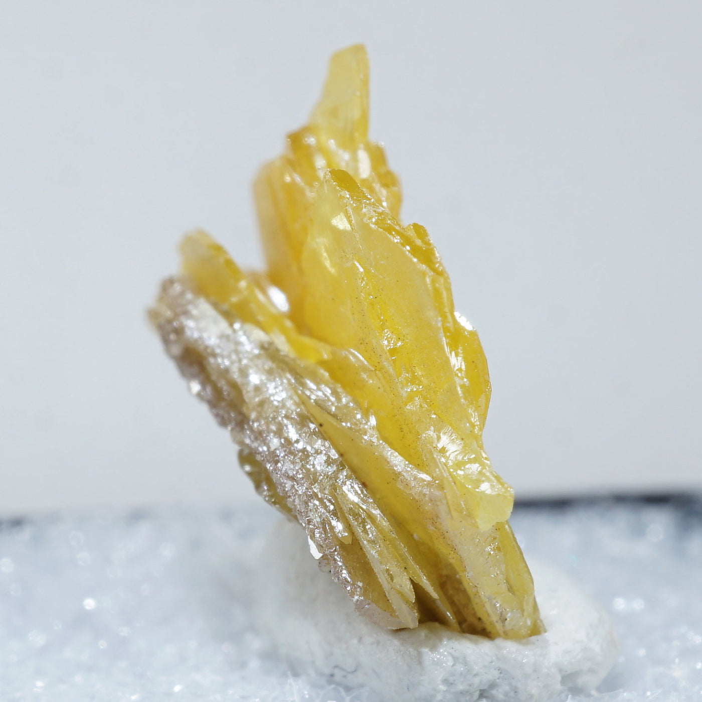 アリゾナ ウルフェナイト 2点 天然石 原石 鉱物標本 鉱石 モリブデン鉛鉱 アリゾナ ウルフェナイト 2点 天然石 原石 鉱物標本 鉱石