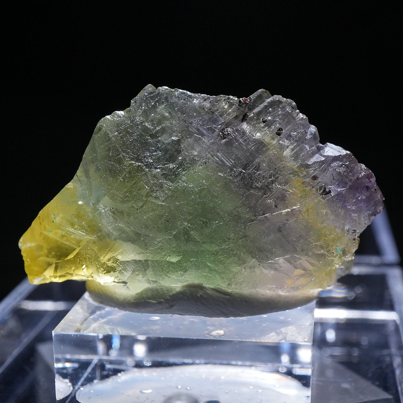 【鉱物標本】ドイツ産レインボーフローライト ドイツ産 レインボーフローライト – 天然石ハッピーギフト