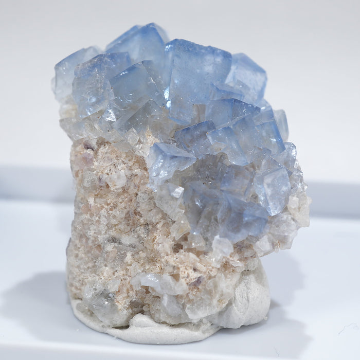 フランス　Puy-St-Gulmier産　フローライト