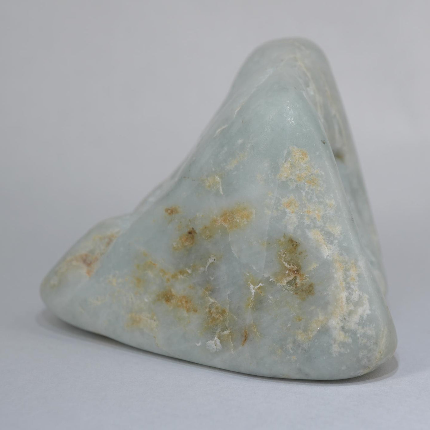 糸魚川産　ヒスイ輝石　飾石 翡翠輝石 751(金山谷/博物館級) 糸魚川 - 鉱物標本・隕石標本販売のWeb