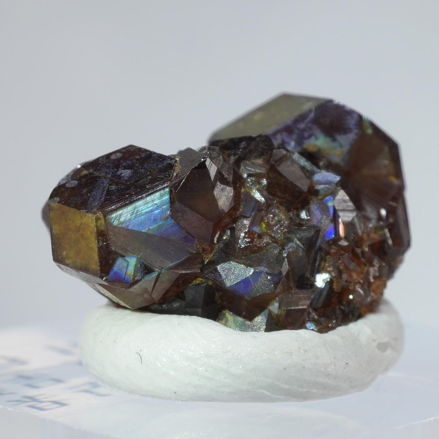 奈良県 天川村産 レインボーガーネット – 天然石ハッピーギフト