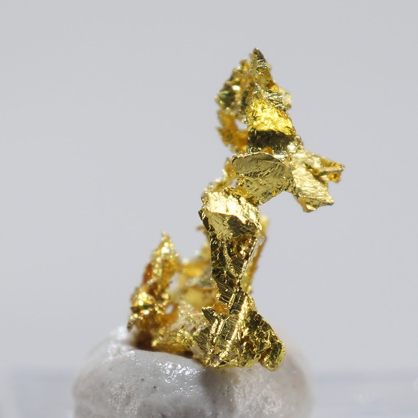 イタリア産 自然金 – 天然石ハッピーギフト