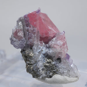 コロラド州産 ロードクロサイト・水晶・フローライト – 天然石ハッピー