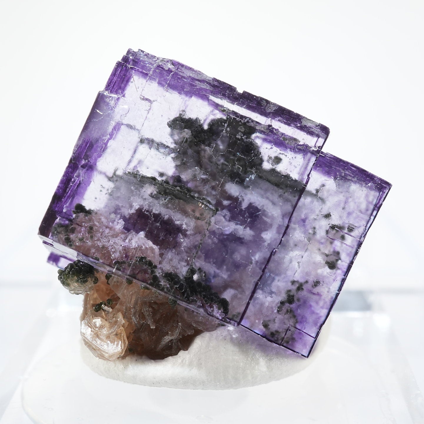 中国 ヤオガンシャン産 フローライト – 天然石ハッピーギフト