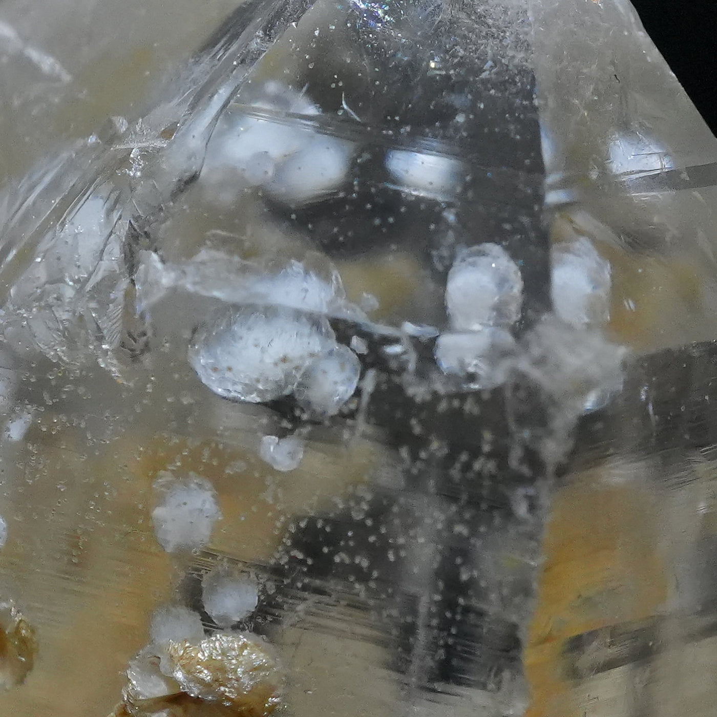 茨城県産 雪入水晶 – 天然石ハッピーギフト