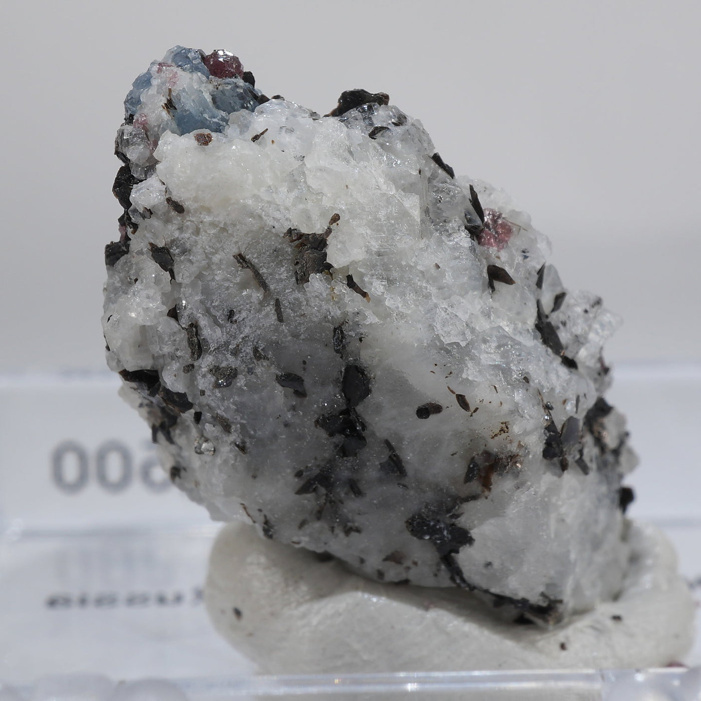 ロシア産 蛍光カイヤナイト|ハッピーギフト – 天然石ハッピーギフト