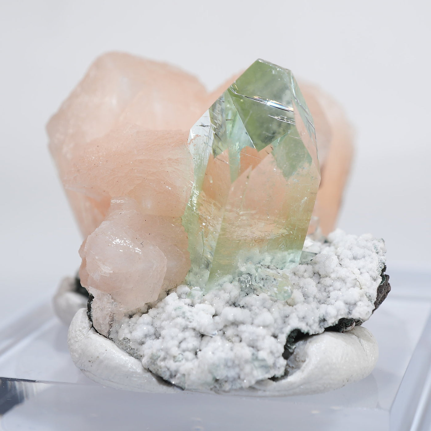 インド産 アポフィライト・スティルバイト – 天然石ハッピーギフト