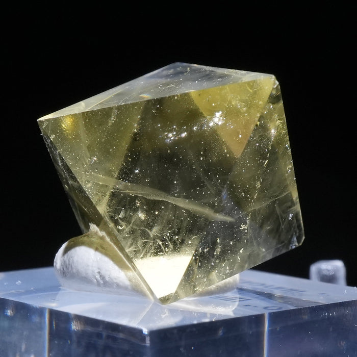 《オイル入り》イリノイ州 Cave in Rock産 八面体フローライト (Polish)