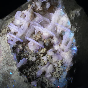 【初売りセール対象品】イギリス Old Towns Quarry  網目結晶フローライト