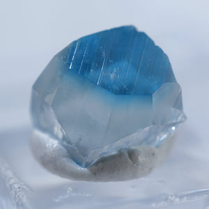 ジンバブエ産 ユークレース