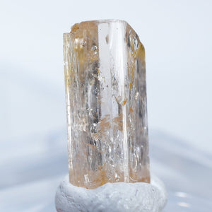 【初売りセール対象品】《蛍光》ザンビア産トパーズ