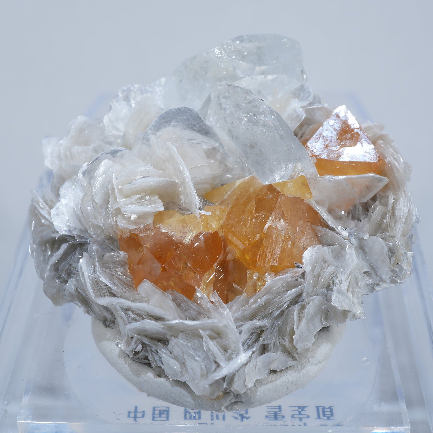 中国 四川省産 灰重石・アクアマリン・雲母 – 天然石ハッピーギフト