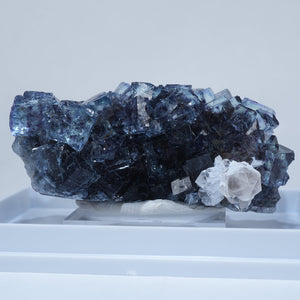 フローライト – 天然石ハッピーギフト