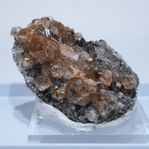 カナダ Jeffrey Mine グロッシュラーガーネット