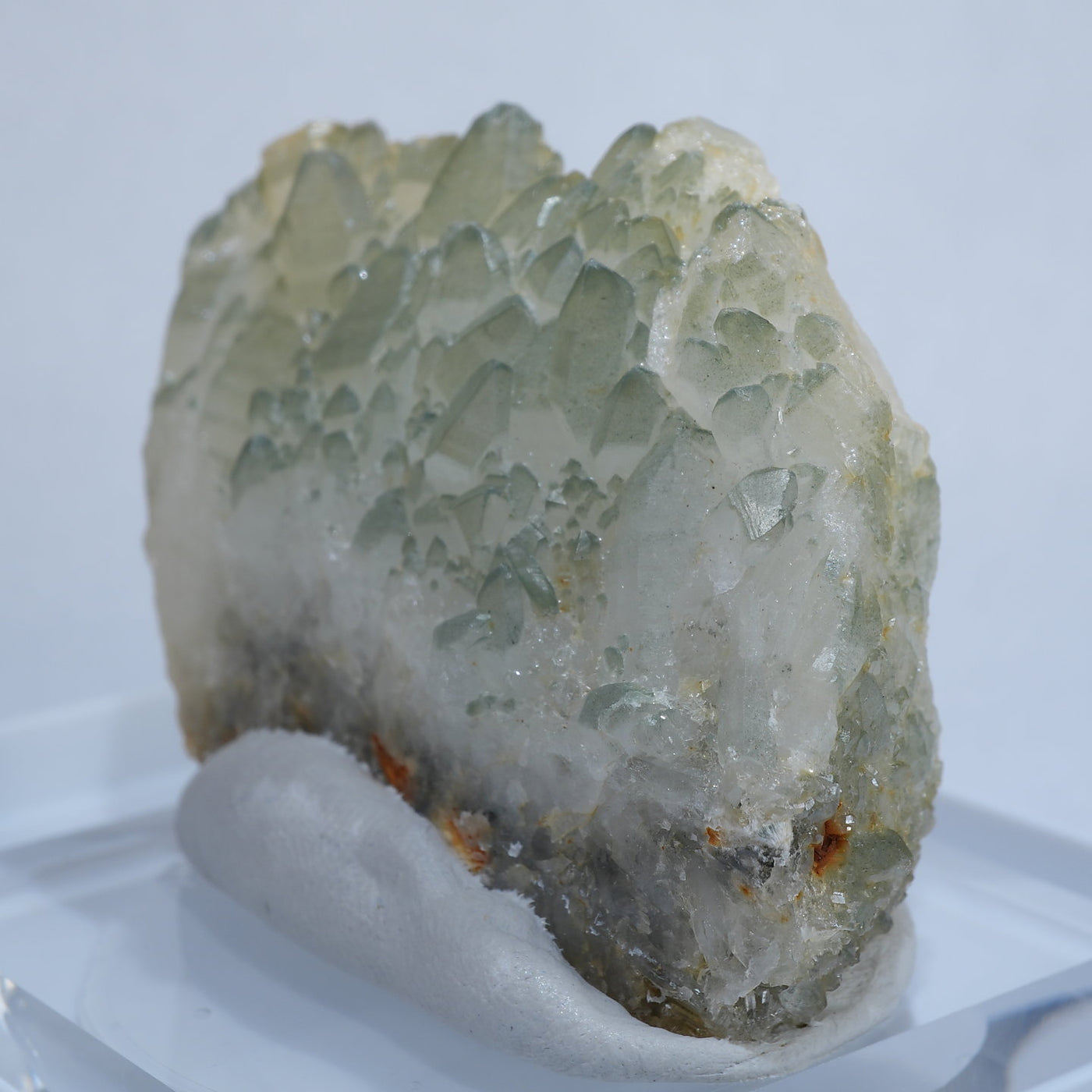 秋田県荒川鉱山産 緑水晶 – 天然石ハッピーギフト