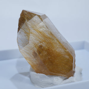 ブラジル産 ルチル入り水晶