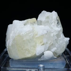 ブラジル産 Montebrasite モンブラ石