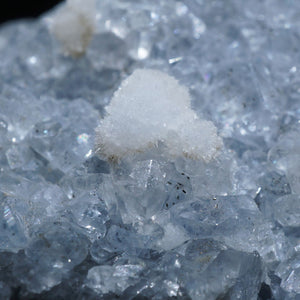 ペンシルベニア州産のStrontianite・Celestine・Calcite