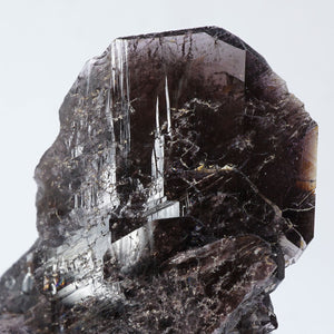 カリフォルニア州産 斧石 Axinite-(Fe)