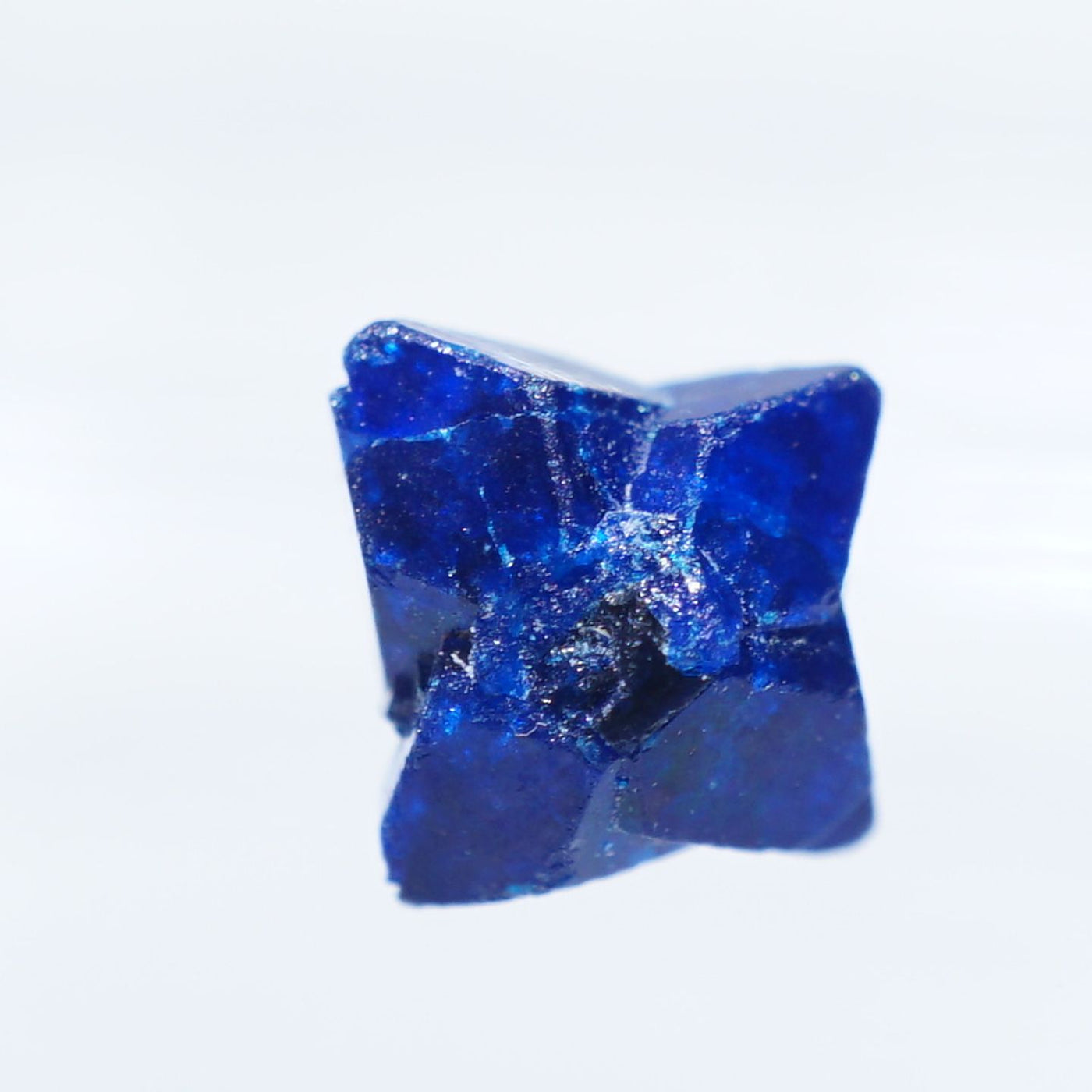 しゃのさんの鉱物標本0.2g　クメンジャイト　キマンジェ石　青い星の結晶