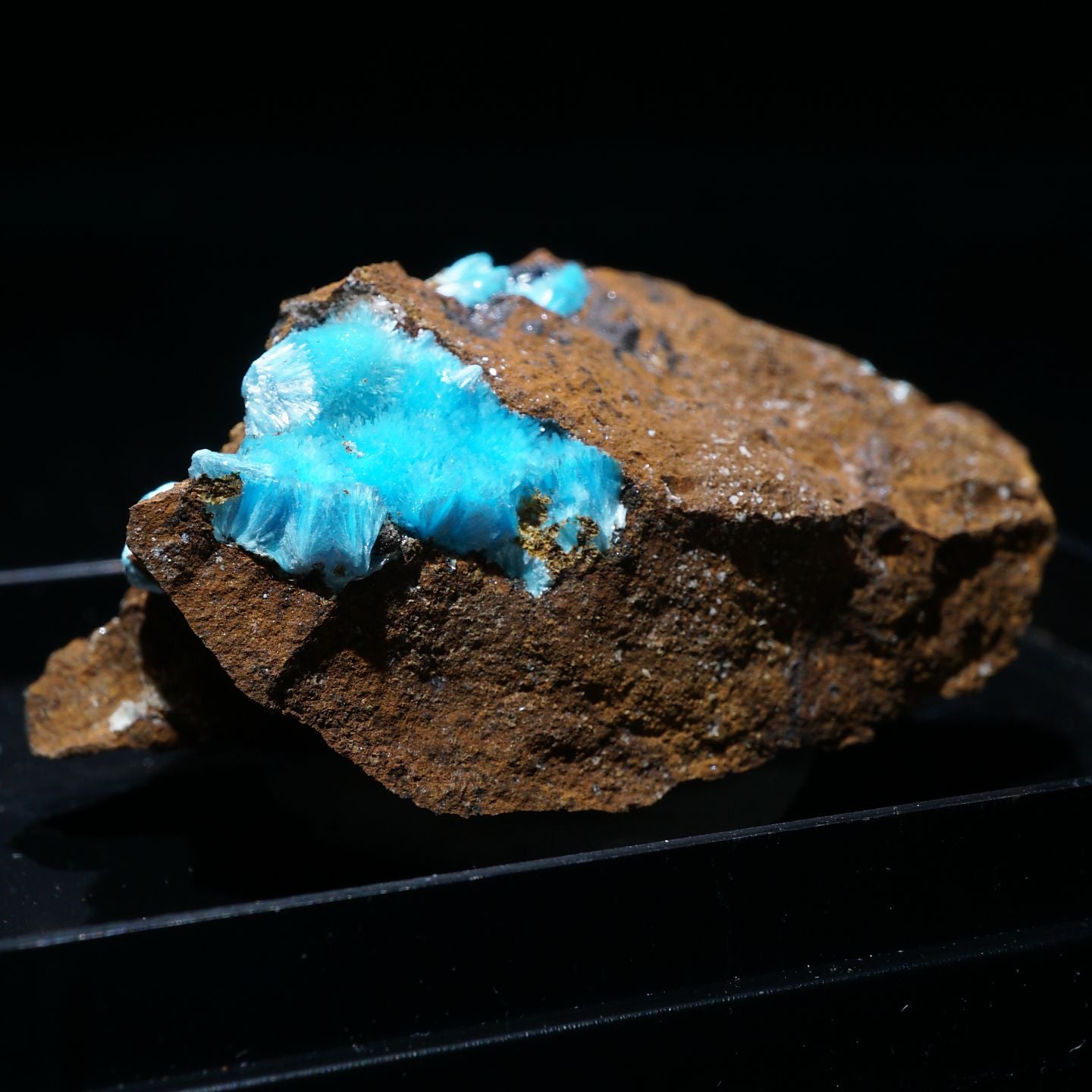 トルコ産の水亜鉛銅鉱(Aurichalcite/オーリチャルサイト) – 天然石