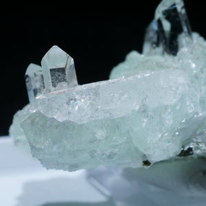 ナミビア産 プレナイト・水晶