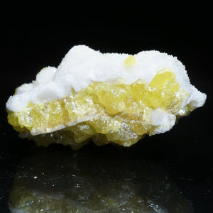 《蛍光》イタリア Cozzo Disi Mine産 硫黄・カルサイト