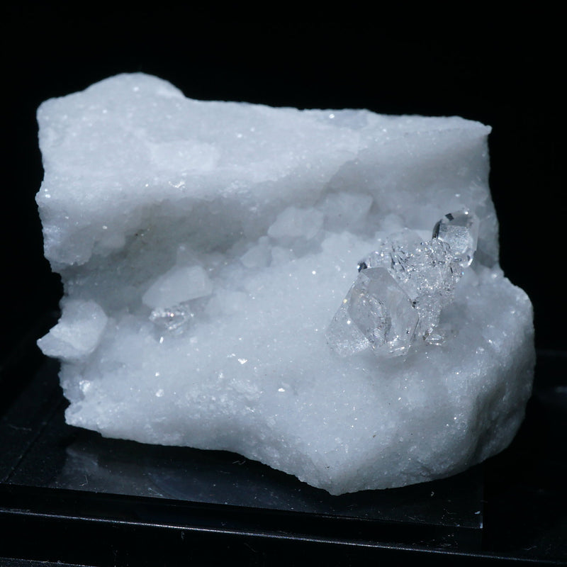 【イタリア/カラーラ産】カラーラダイヤモンドクォーツ イタリア/カラーラ産】ダイヤモンドクォーツ