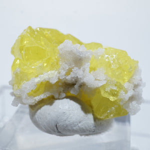 イタリア産　硫黄・アラゴナイト