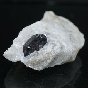 イタリア トスカーナ産 黒水晶