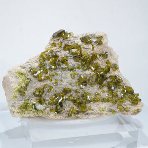 イタリア産 エピドート(緑簾石)