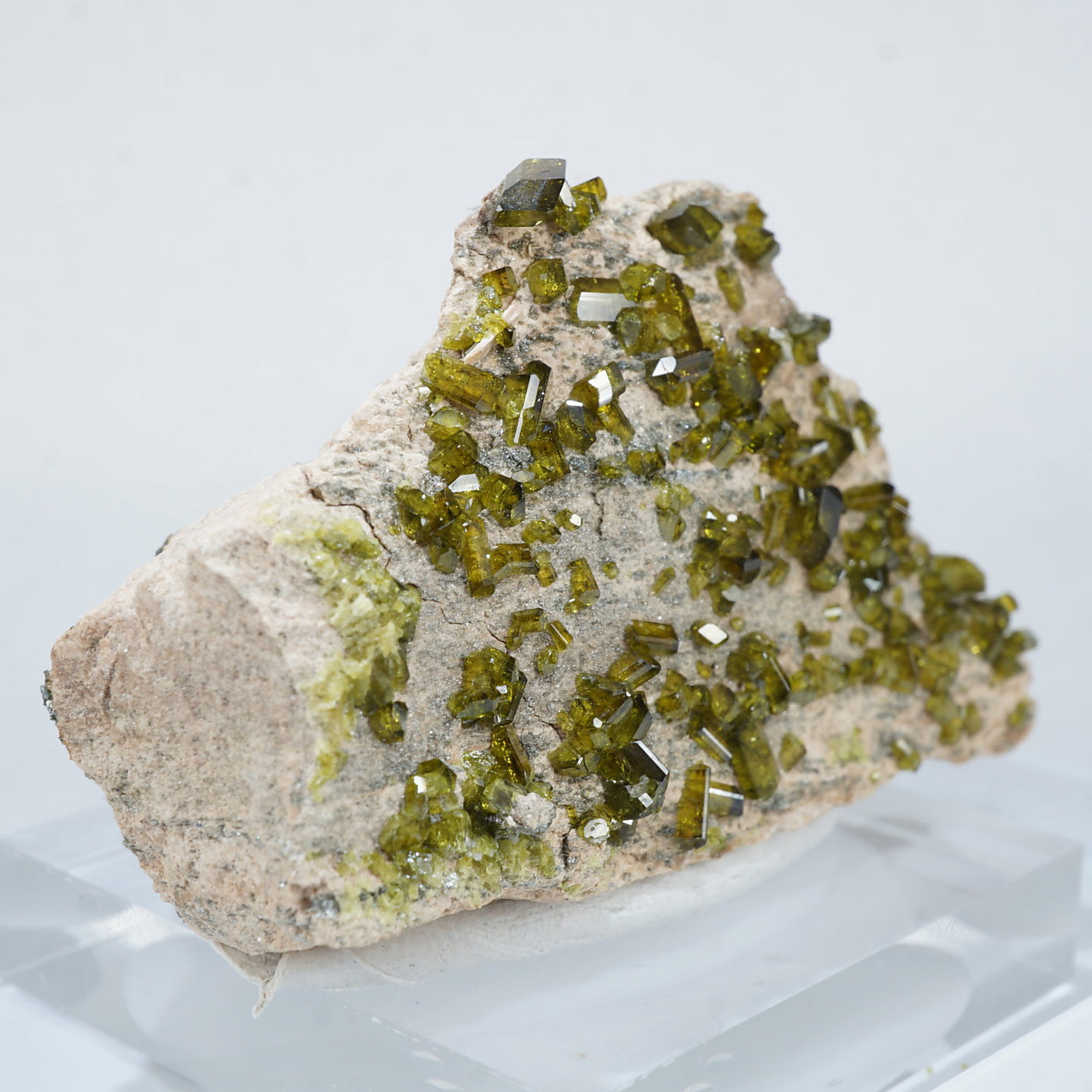 イタリア産 エピドート(緑簾石) – 天然石ハッピーギフト